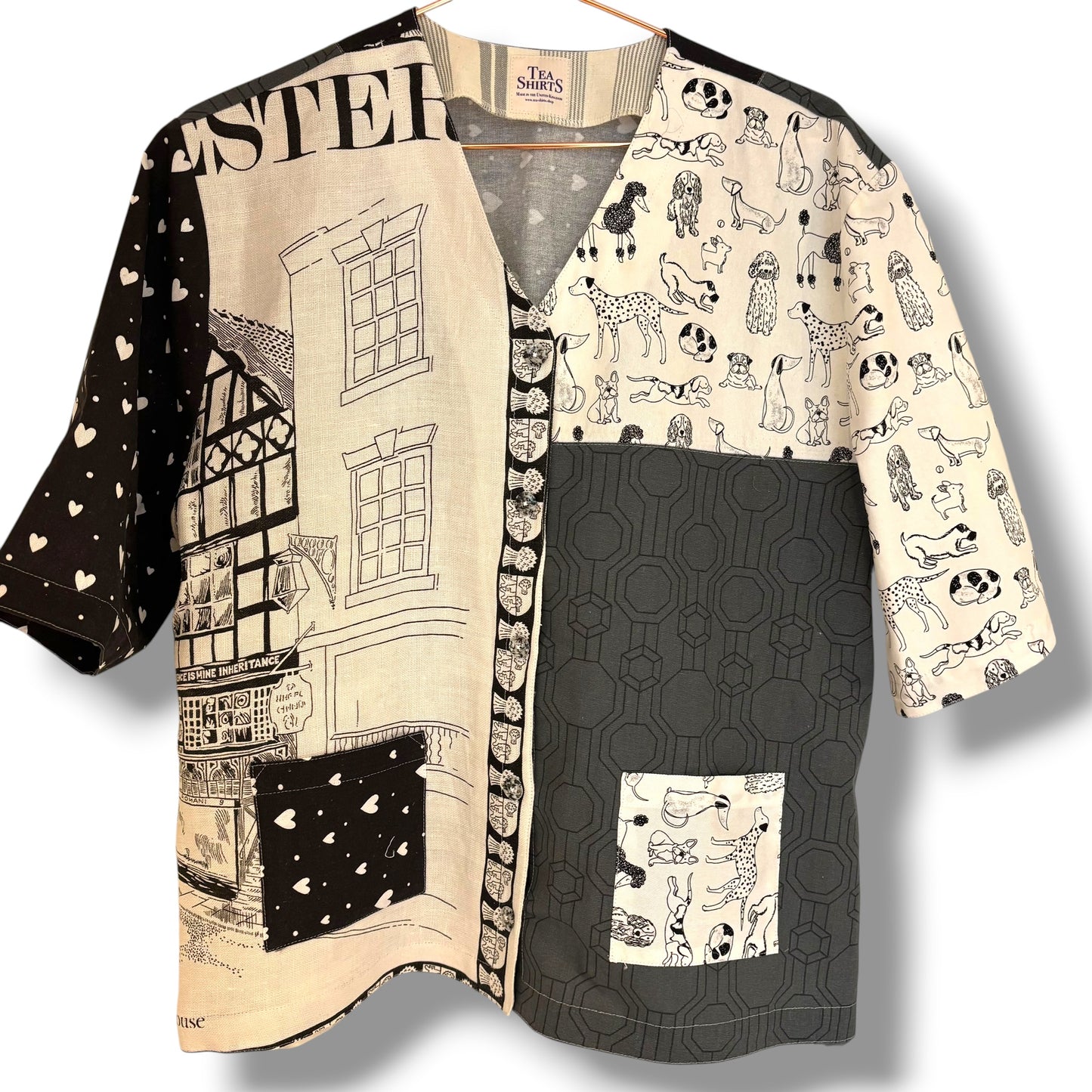 The black and white collarless tea-shirt