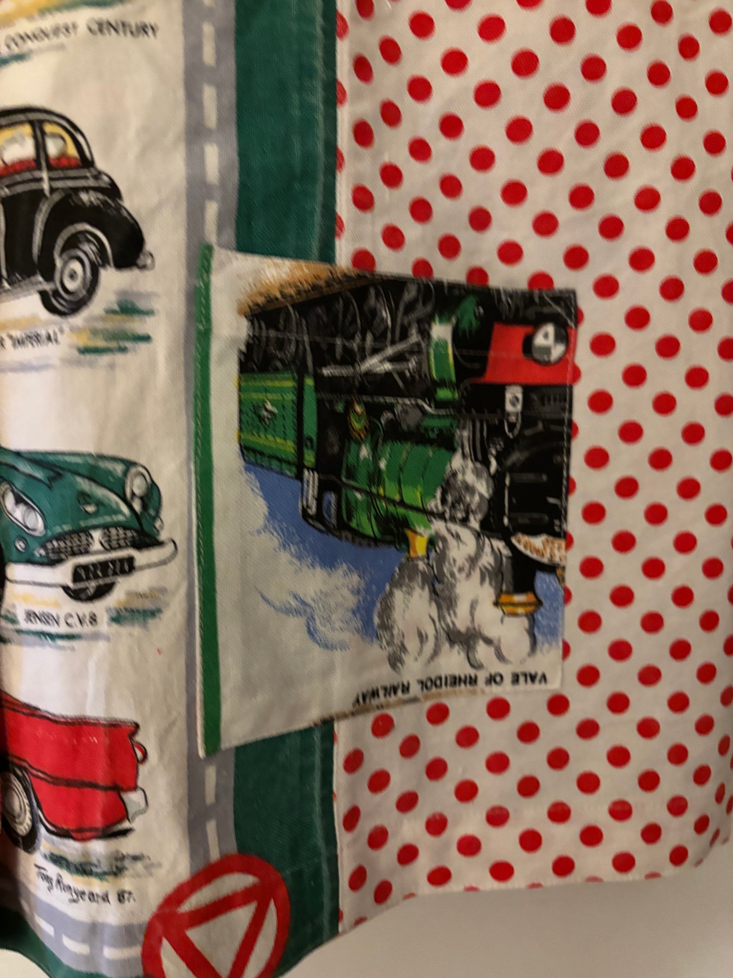 LONGER LENGTH Tea-shirt - Vehicles!