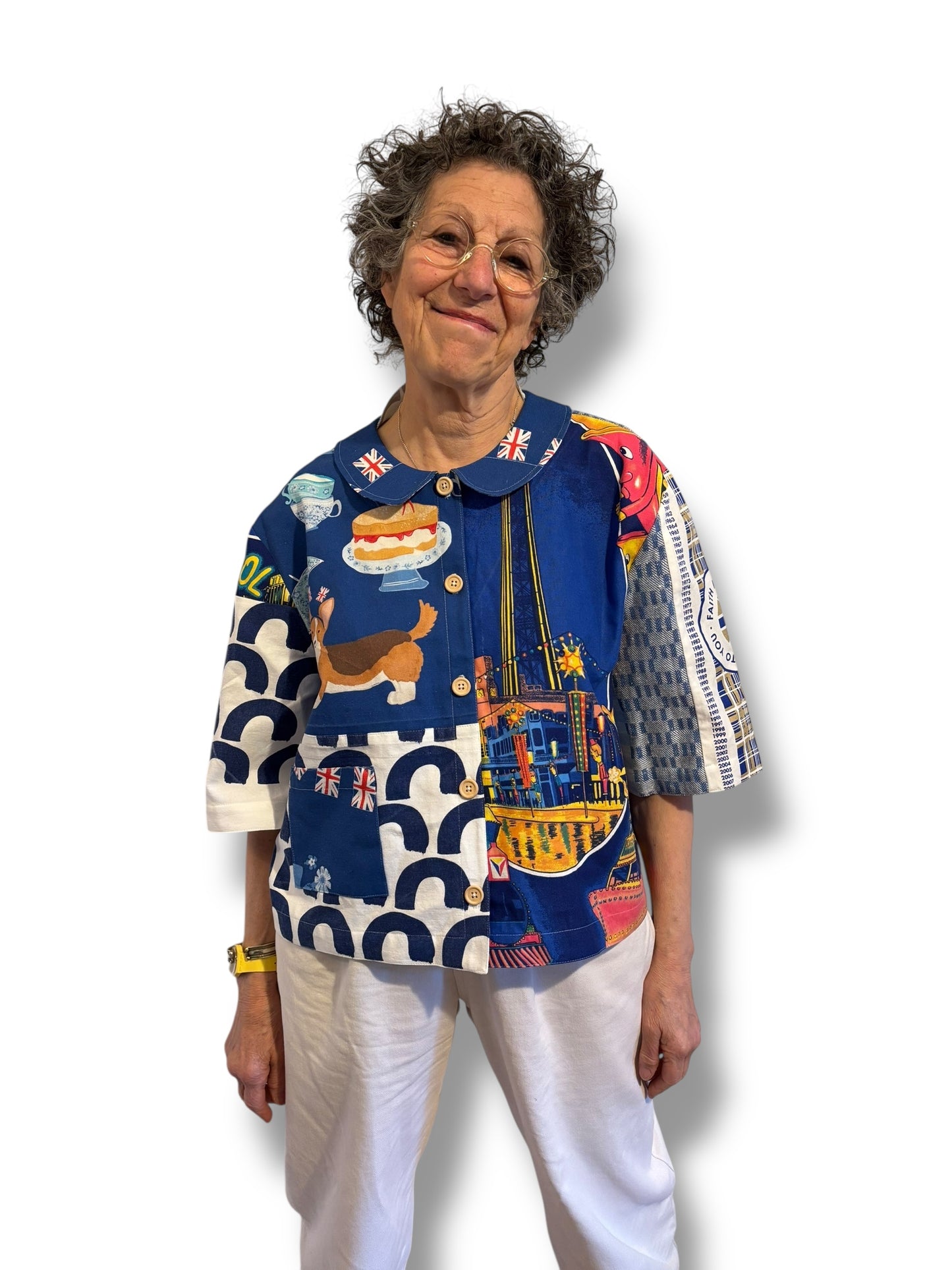 One size tea-shirt “Corgis and Blackpool tower”