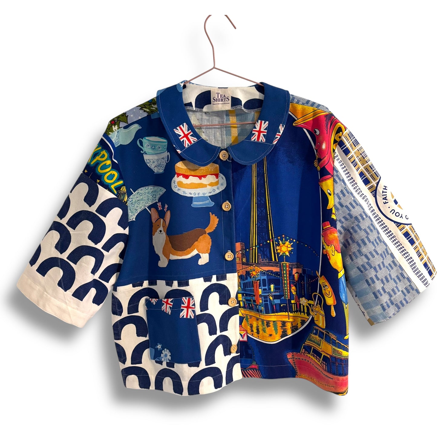 One size tea-shirt “Corgis and Blackpool tower”